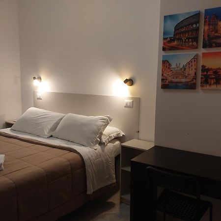 King Suite - Intera Suite Vicino Aeroporto E Fiera Di Roma Fiumicino Exterior foto