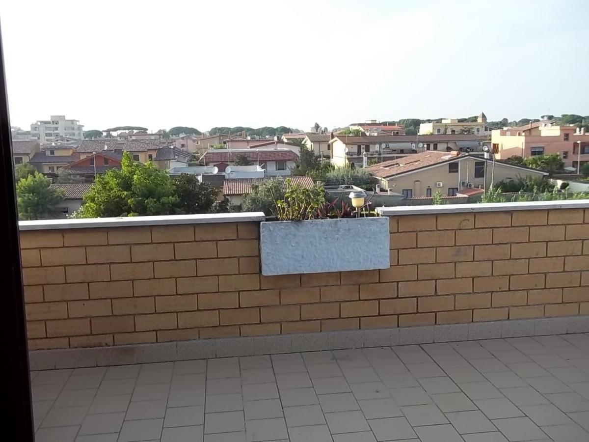 King Suite - Intera Suite Vicino Aeroporto E Fiera Di Roma Fiumicino Exterior foto